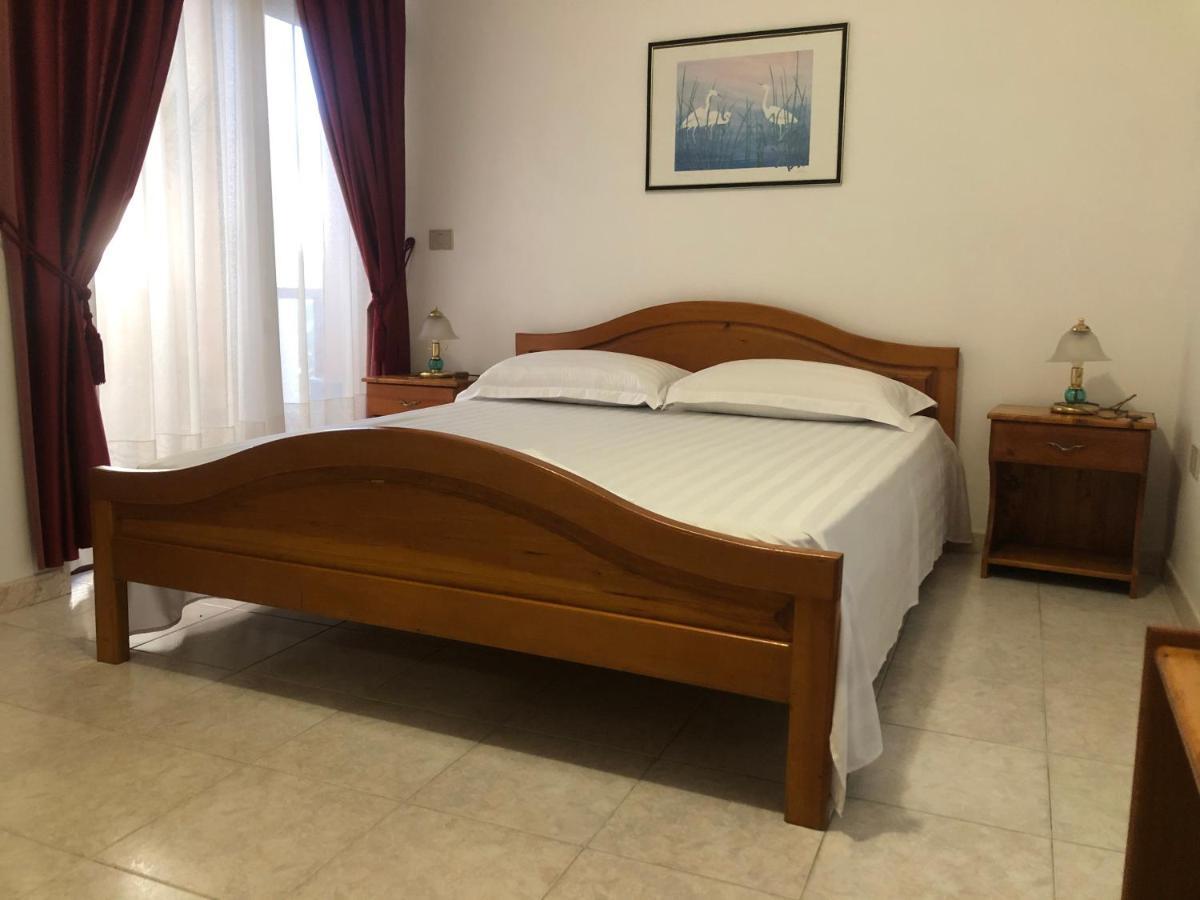 Villa Pepeto Durres Albania Extérieur photo